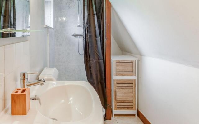 Peaceful Holiday Home in Teillots with Private Pool