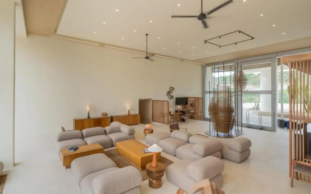 Hotel Indigo La Paz Puerta Cortes by IHG