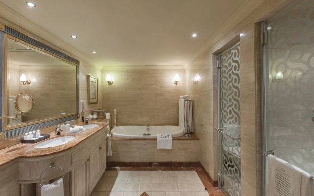 Labourdonnais Waterfront Hotel