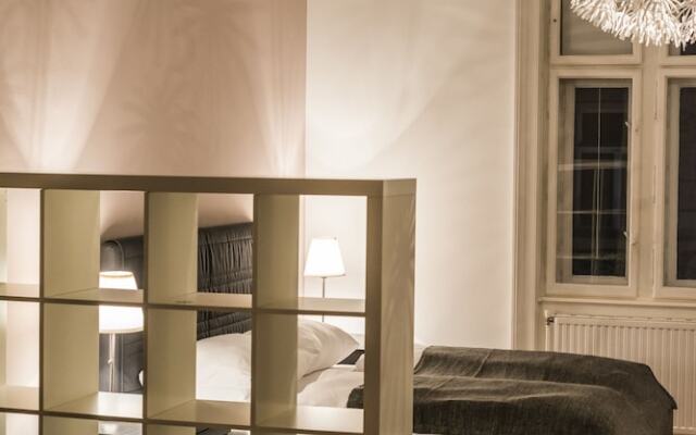 Senator Suite Stephansplatz by Welcome2Vienna
