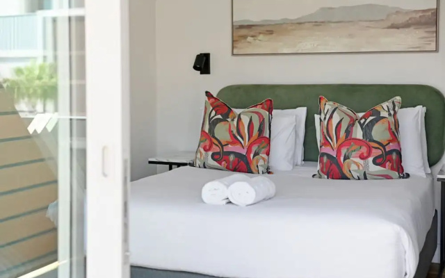 Bree Street One Bedroom Rooftop Pool Lifestyle Building