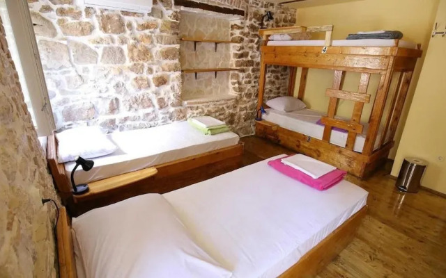Tequila Bar Hostel - Adults Only