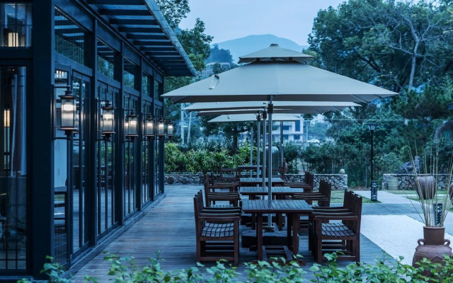 Yue Xi Shan Ju Resort