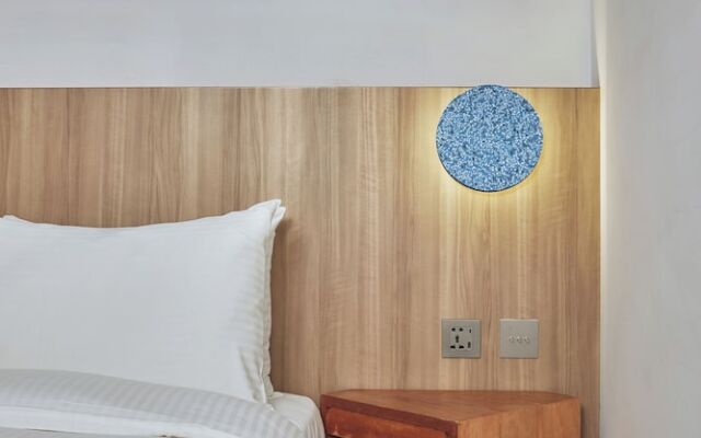 The Blue By Just Inn