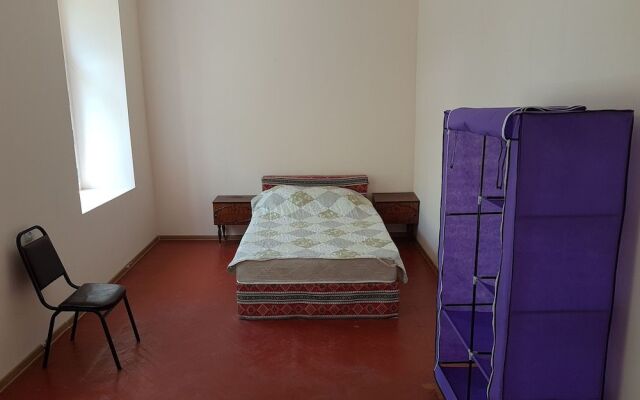 Tbilisi Yard Hostel
