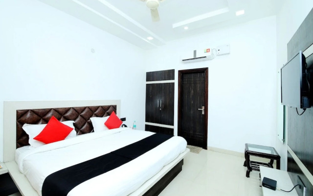 Northern Crown by OYO Rooms