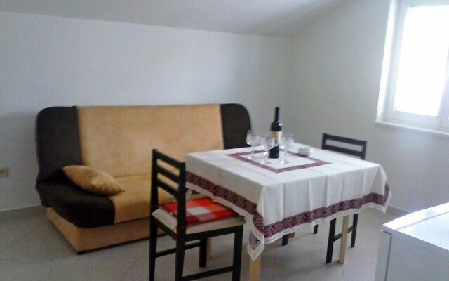 Apartments Mara
