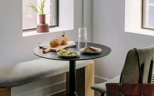 Sonder by Marriott Bonvoy Arlo Apartments Downtown