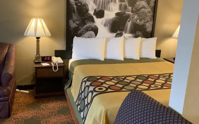Sutton Suites Hotel