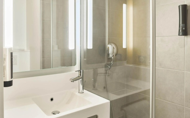 B&B HOTEL Versailles Rocquencourt