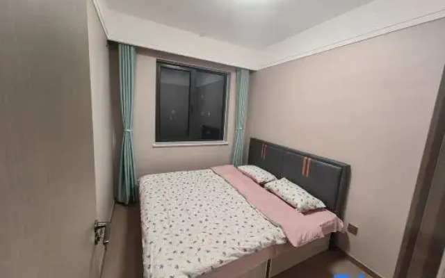 Rongcheng Zehui Apartment (Juxian Garden Branch)