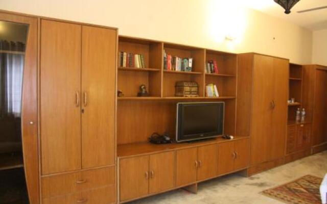 Ivy Suites