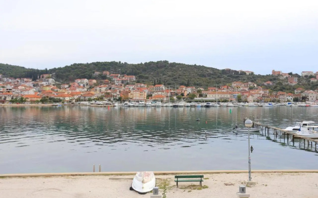 Apartments by the sea Trogir - 16211