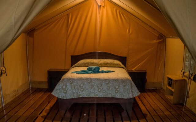 Arenal Backpackers Resort
