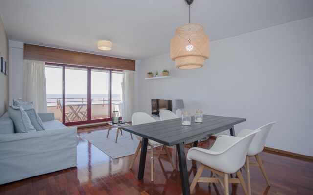 Liiiving in Matosinhos - Sea Beach Apartment