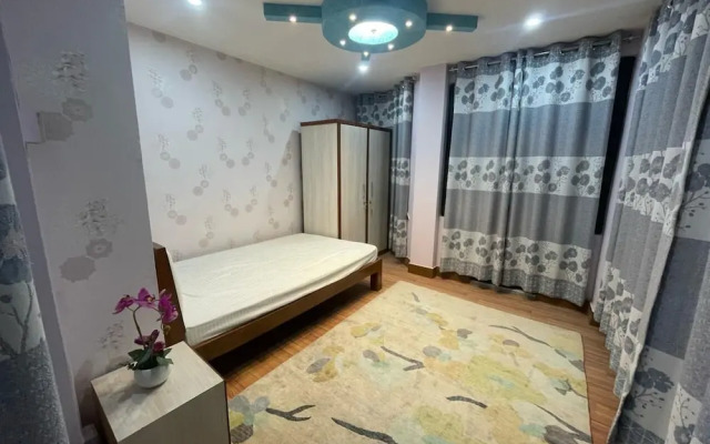 Dzambala Apartment
