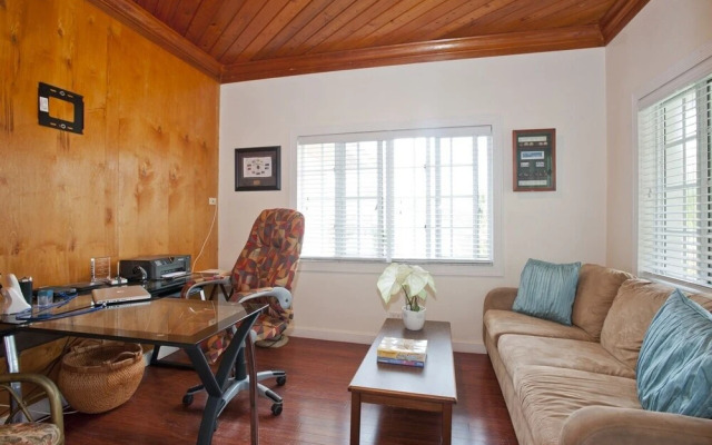 Long Island Breeze Compound 6 Bedroom Home