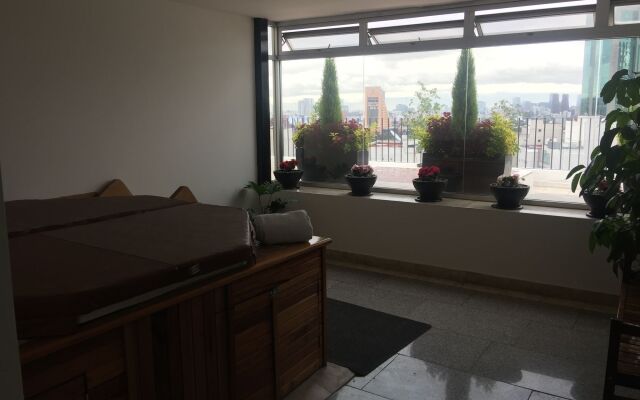 St Isidro Suites Corporate Housing SPA & Wellness Center