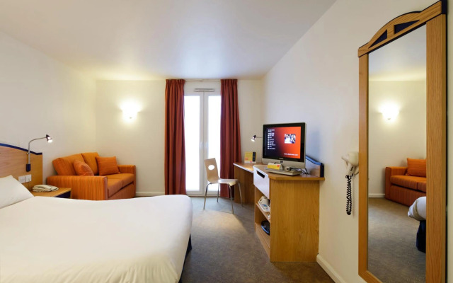 ibis Bradford Shipley
