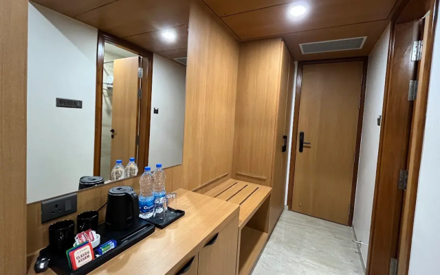 Mastiff Hotel Crystara Jalgaon