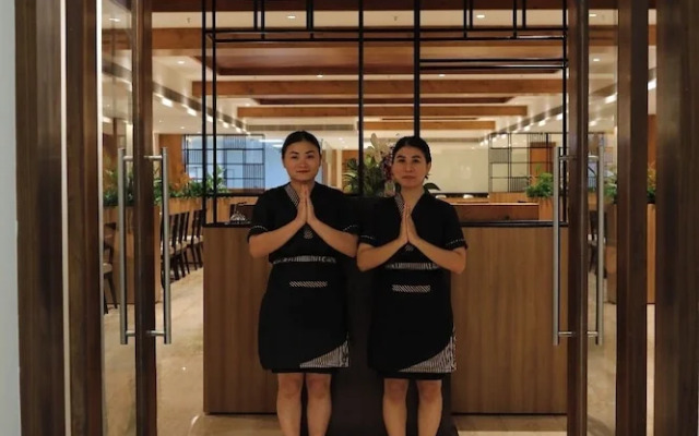 Icon Grand Hotel by Bhagini