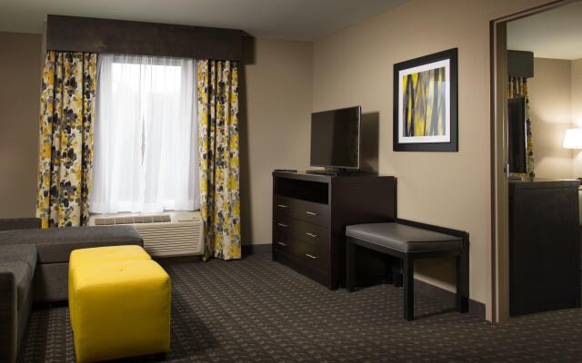 Holiday Inn Express & Suites Madison Central, an IHG Hotel