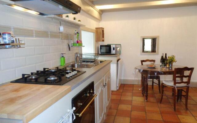 Gîte Salt-en-Donzy, 5 pièces, 8 personnes - FR-1-496-10