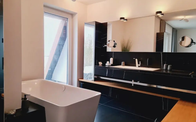 Penthouse Diamond View at Yacht Harbour