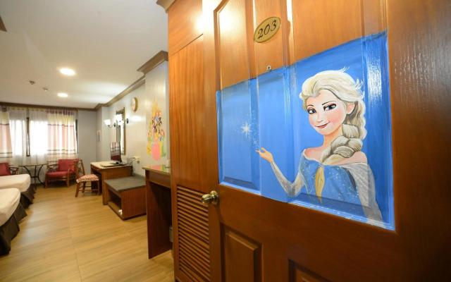 Golden Pine Hotel