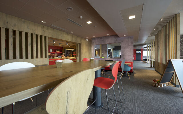 ibis Pau Lescar