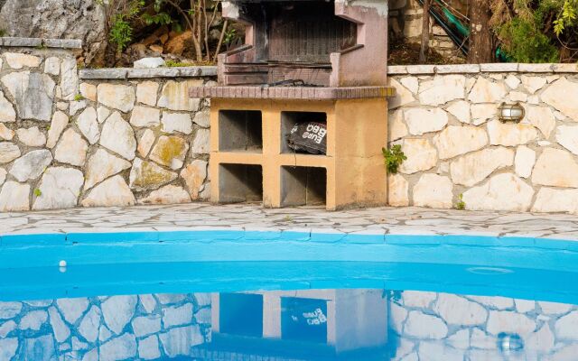 Loadstar Villas