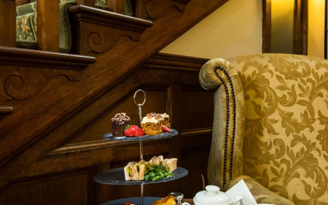The Cliffden Hotel