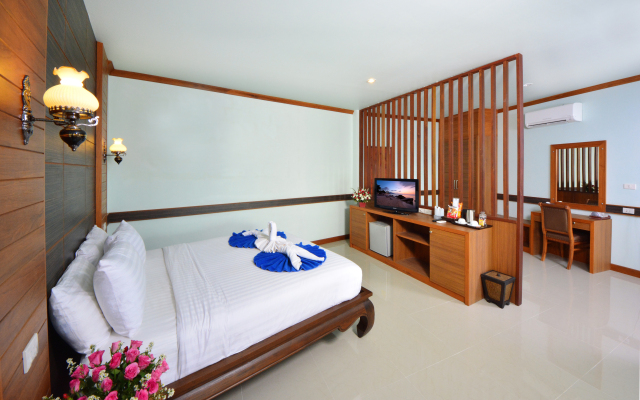 Haad Yao Bayview Resort & Spa