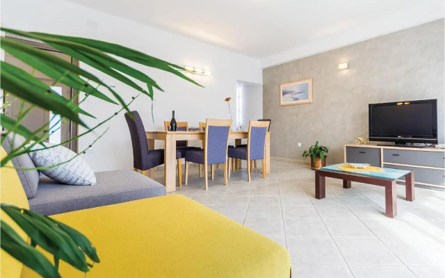 Three-Bedroom Apartment in Medulin