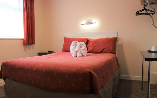 Rollason Wood Hotel