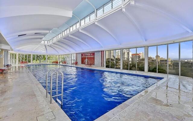 The Towers Chevron Renaissance Holidays Gold Coast