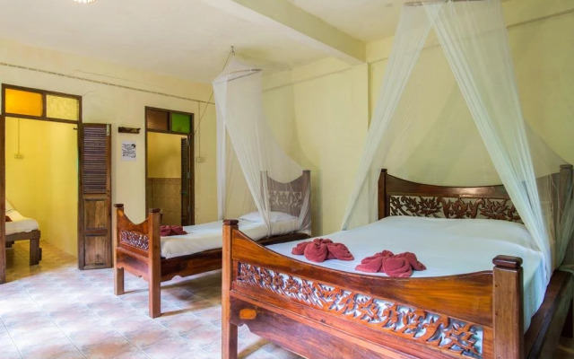 Art's Riverview Lodge