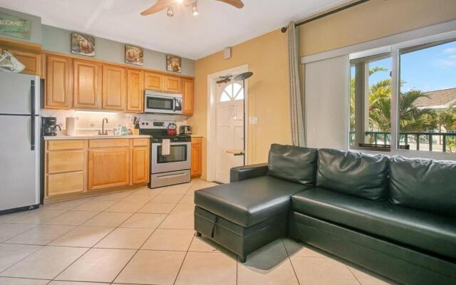 Five Palms Suite 209 - Daily - Weekly - Monthly