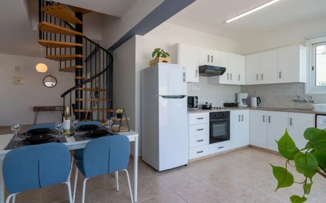 Chloris 3- Bedroom Apartment in Larnaca