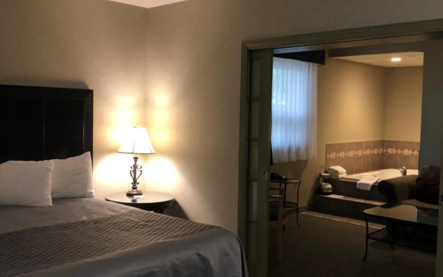 Travelodge by Wyndham Winnipeg East