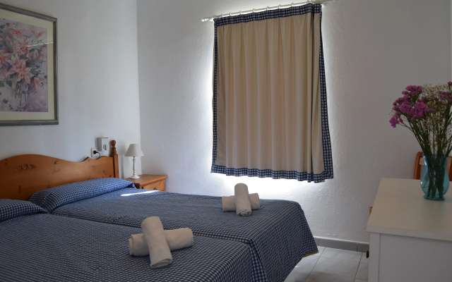 Apartamentos Las Brisas I & II