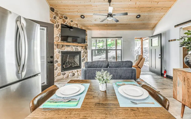 Walkable Location & Scenic Views: Ruidoso Cabin!