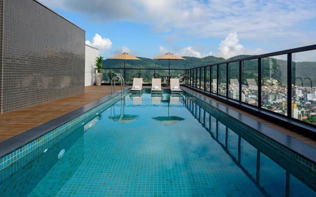 Ibis Budget Balneario Camboriu