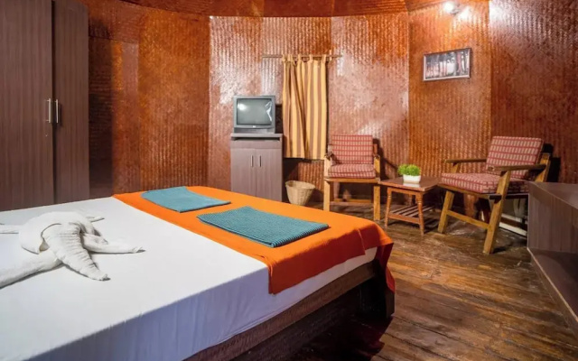 Palm Grove Eco Resort