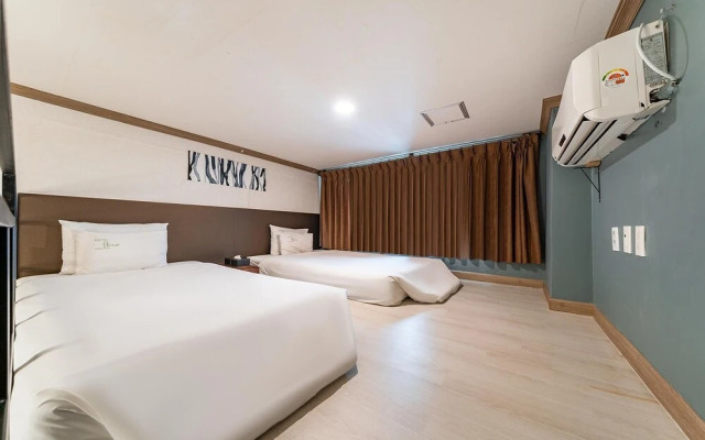 Hotel Hugh Loft in Incheon