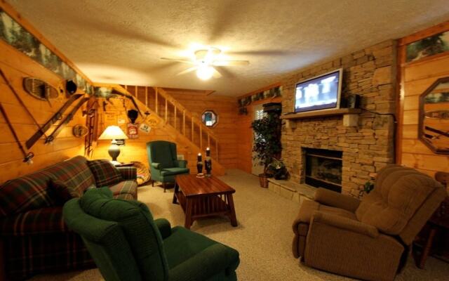 Woodhaven 1741 - Two Bedroom Cabin