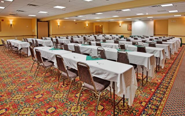 Holiday Inn Hotel & Suites Springfield - I-44, an IHG Hotel