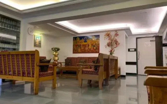 Hotel Trisha Residency by OYO Rooms