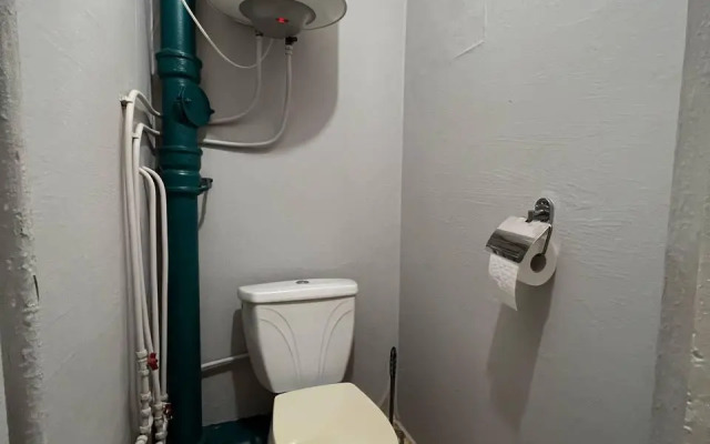 Апартаменты на улице Паровозников 32