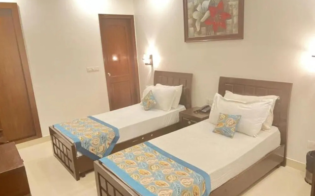 Live Inn Hotel sector 45